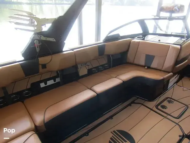 Malibu Wakesetter 23 LSV