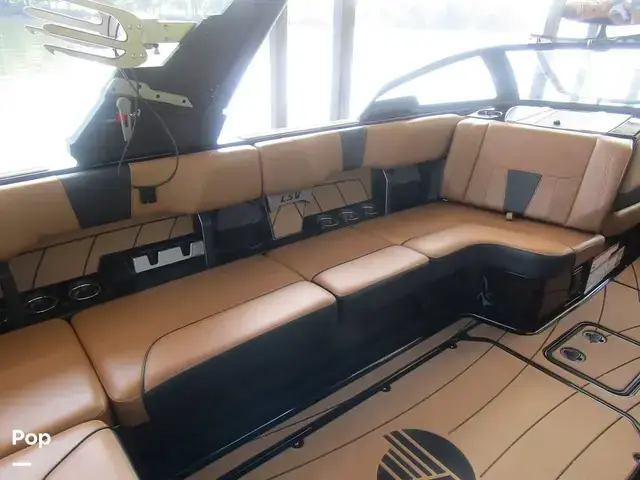 Malibu Wakesetter 23 LSV