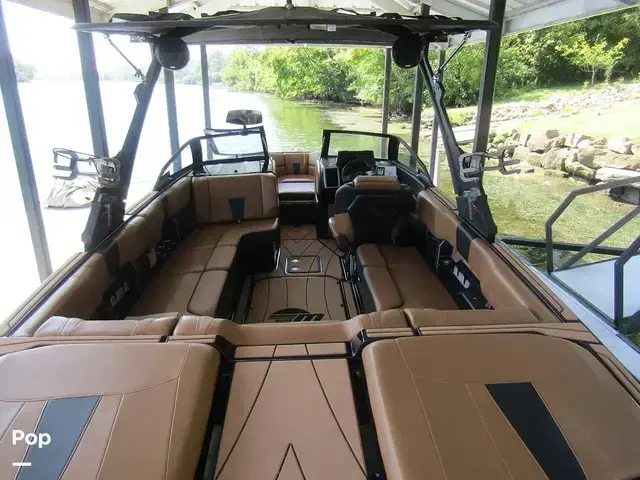 Malibu Wakesetter 23 LSV