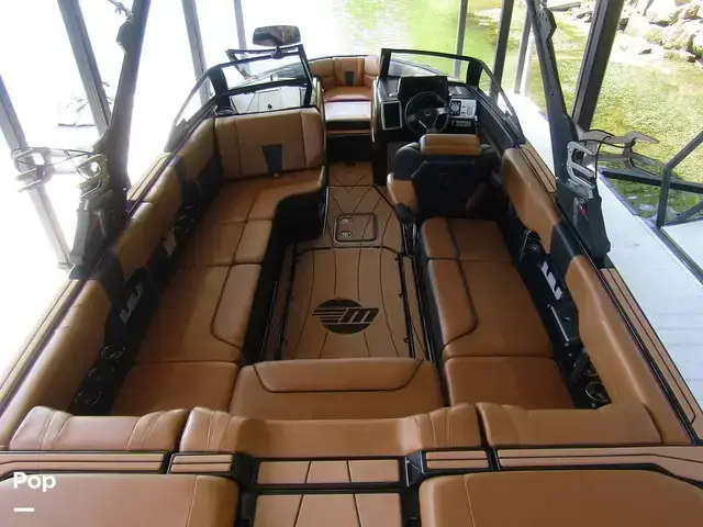 Malibu Wakesetter 23 LSV