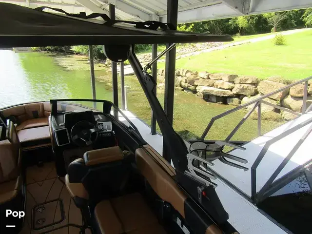 Malibu Wakesetter 23 LSV