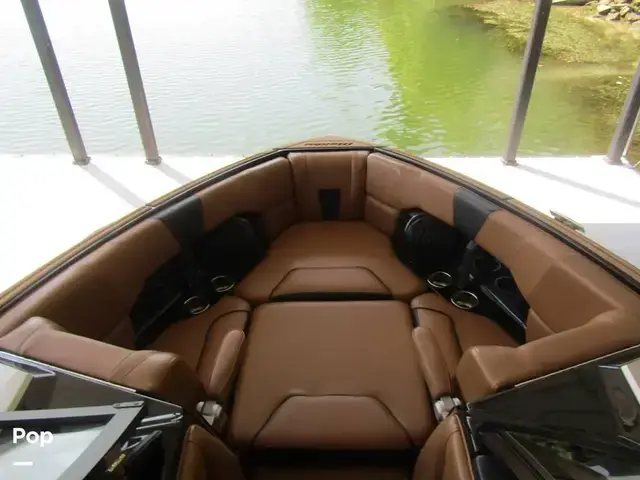 Malibu Wakesetter 23 LSV