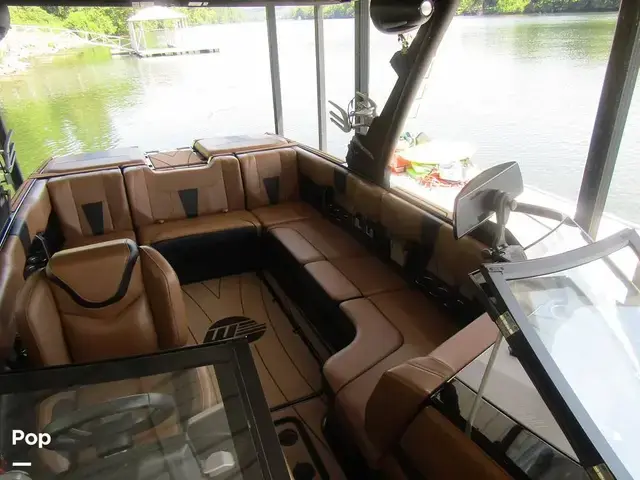 Malibu Wakesetter 23 LSV