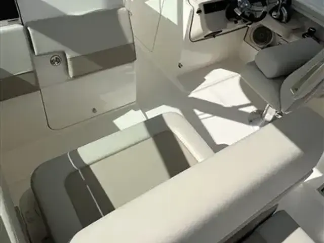 Boston Whaler 280 Vantage