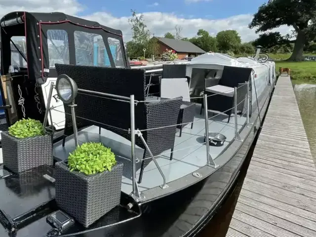 David Piper Narrowboat