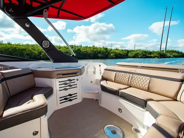 Sea Ray 310 SLX