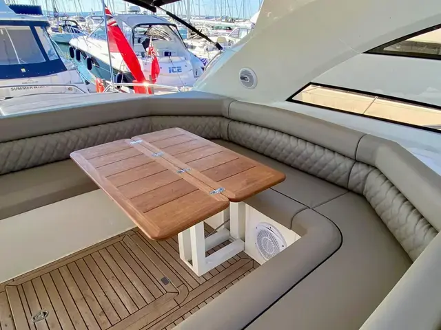 Sunseeker Portofino 53