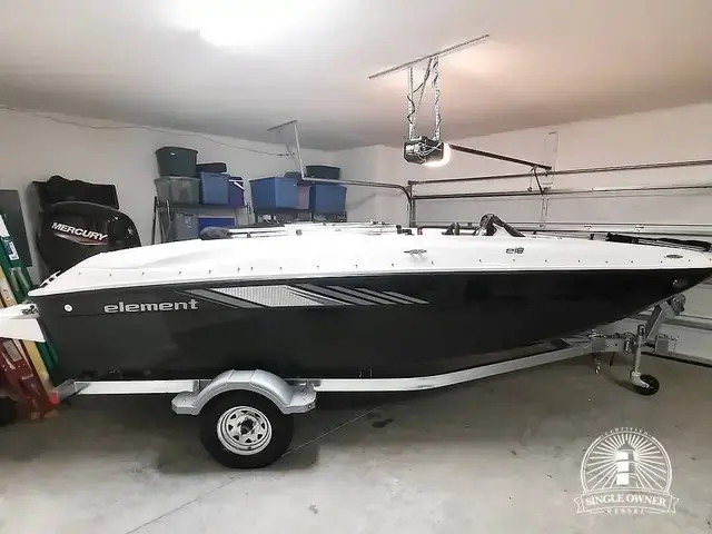 Bayliner E18