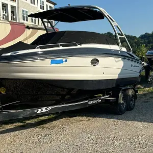 2009 Crownline 252ex