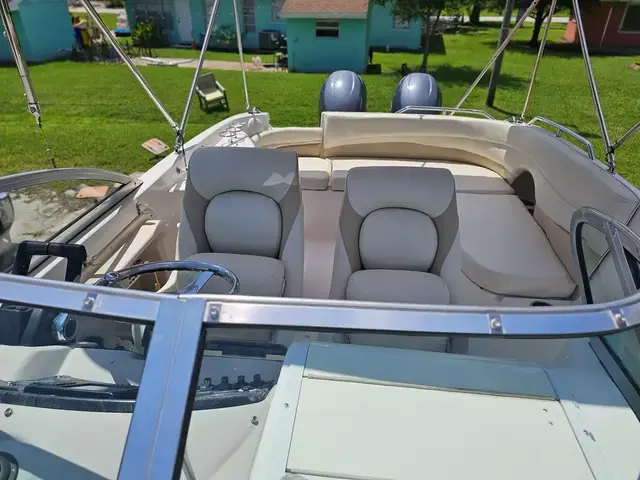 Hurricane 26 Sundeck