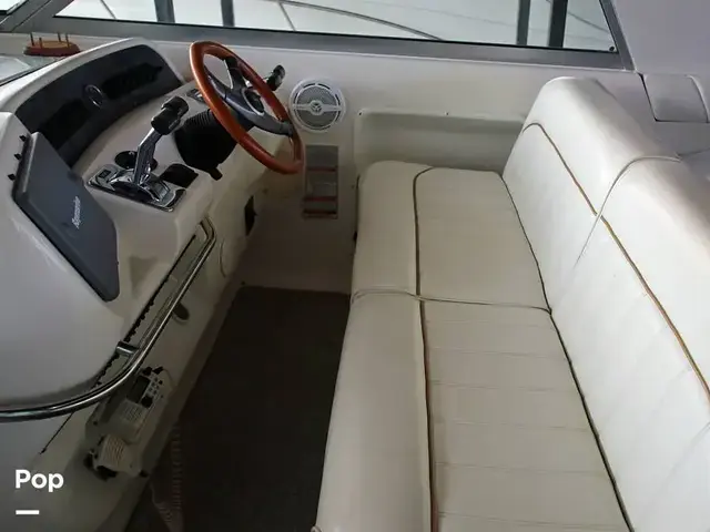 Sea Ray 330 Sundancer