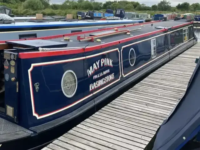 Pat Buckle Narrowboat