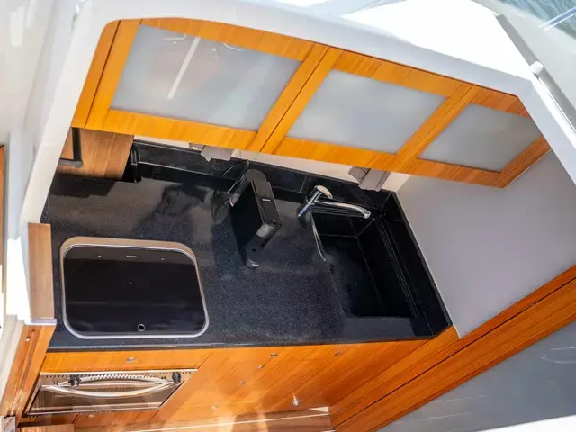 Marex 310 Sun Cruiser