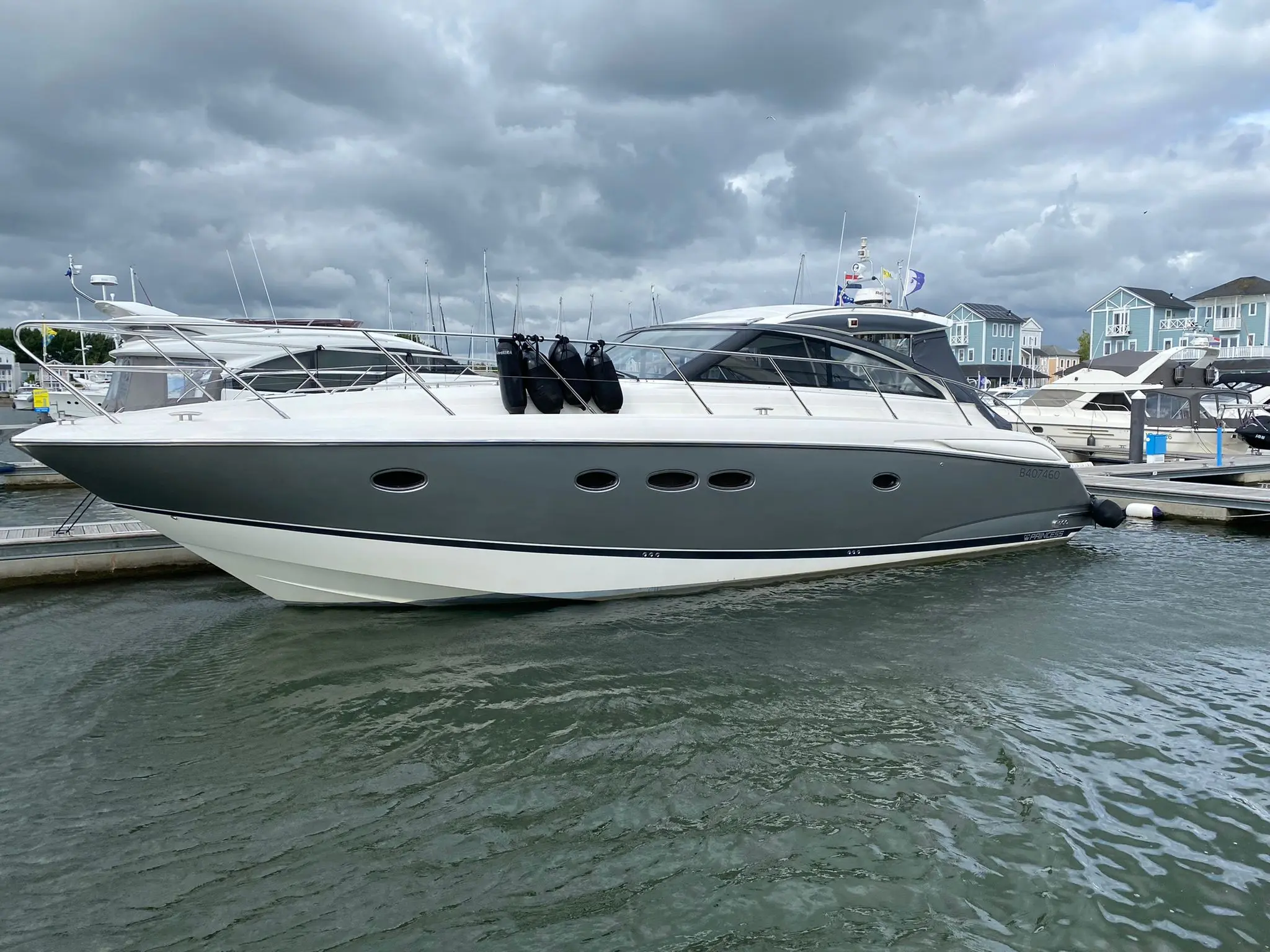 2009 Princess v45