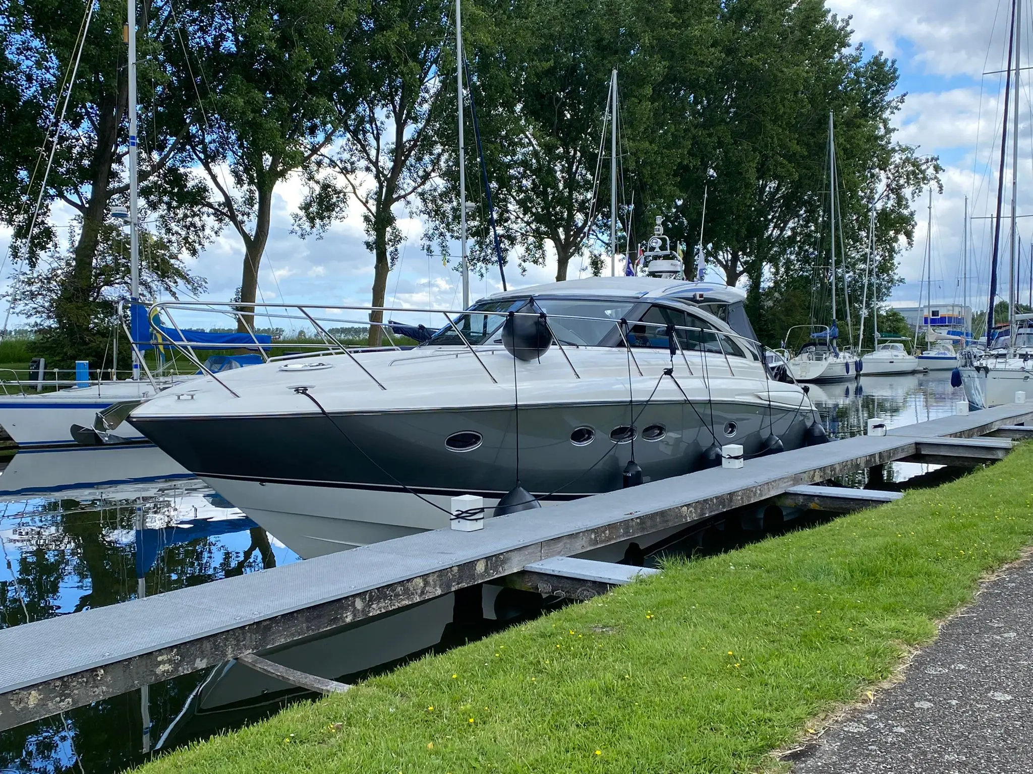 2009 Princess v45