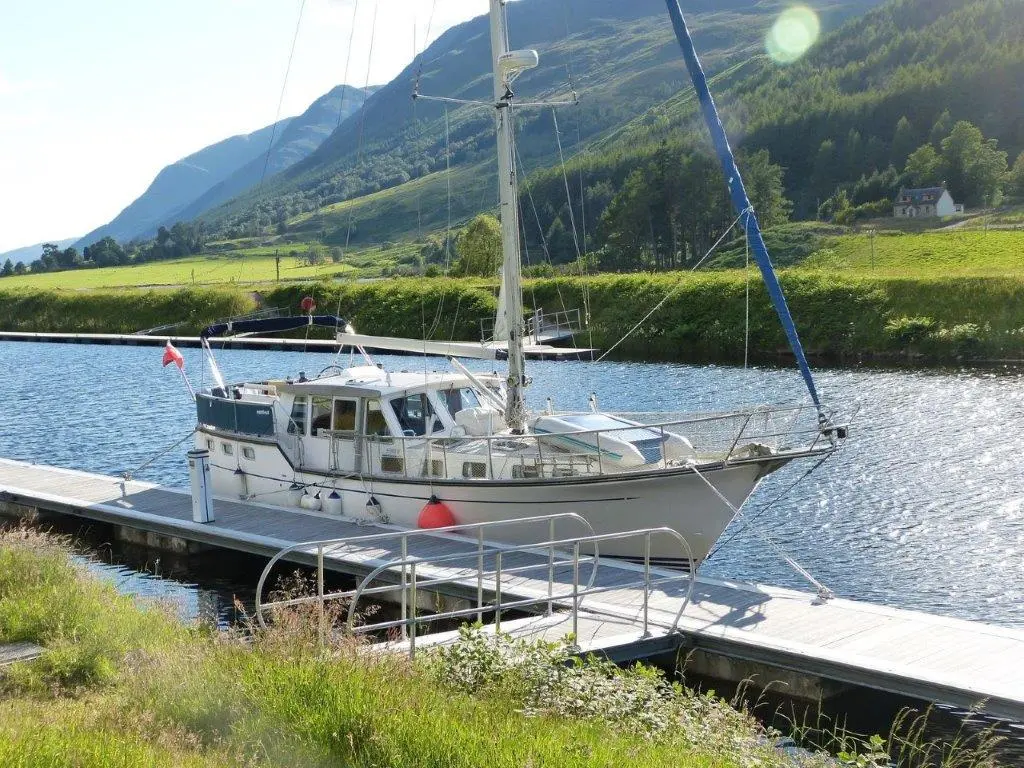 2002 Nauticat 44 pilothouse