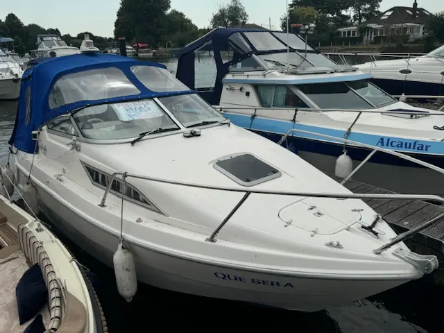 1996 Sealine 210 senator