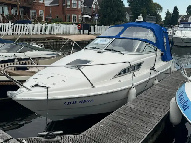 1996 Sealine 210 senator