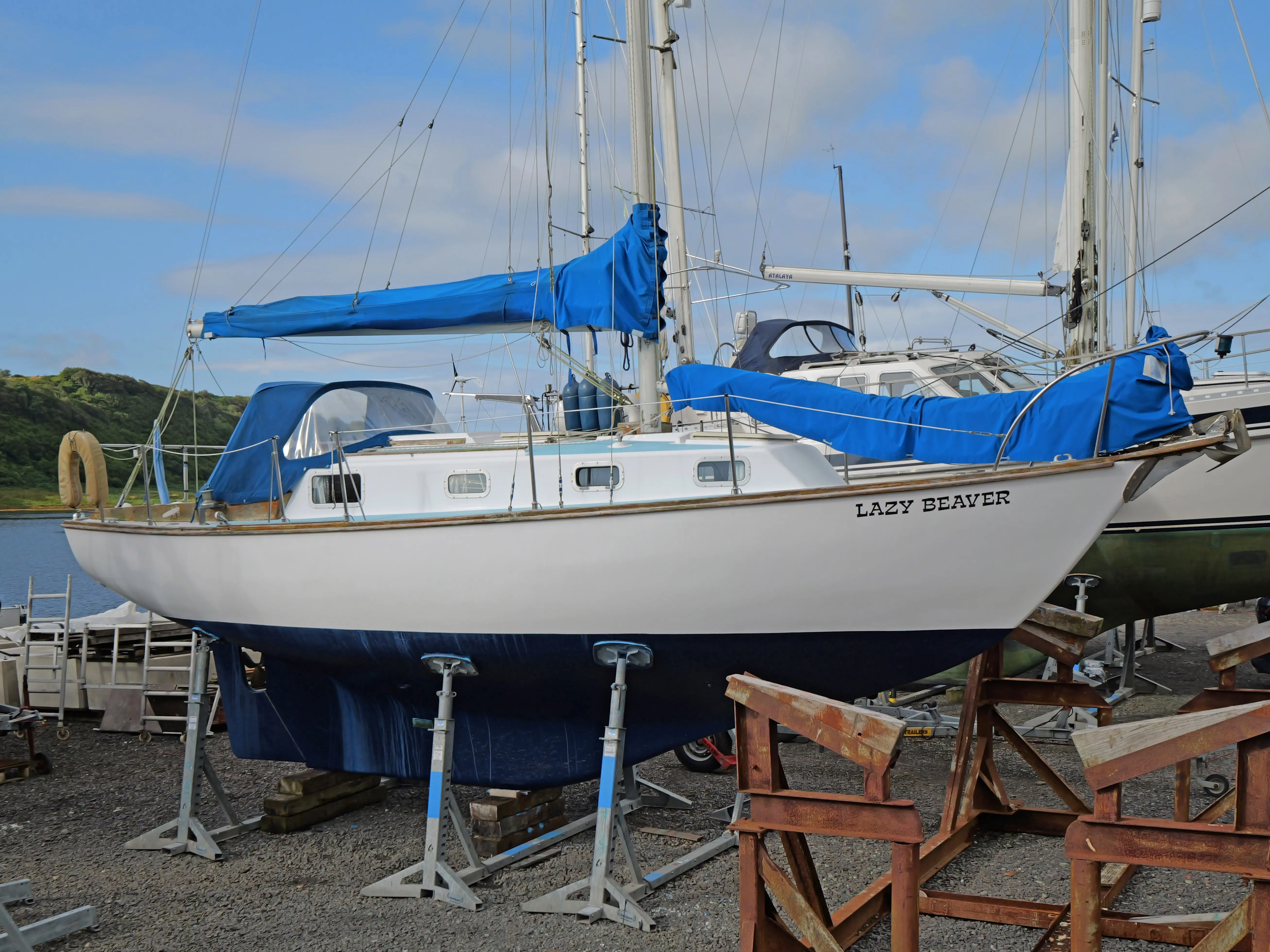 1972 Cape Dory 28