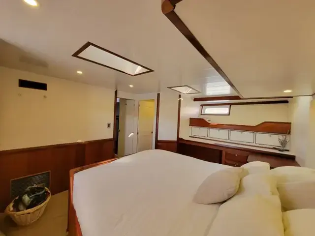 OCEAN VOYAGER 70