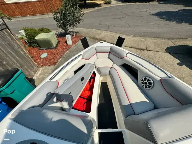 Centurion Boats Air-Warrior Elite C4