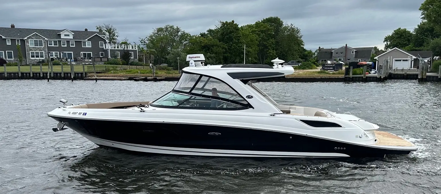 2016 Sea Ray 350slx