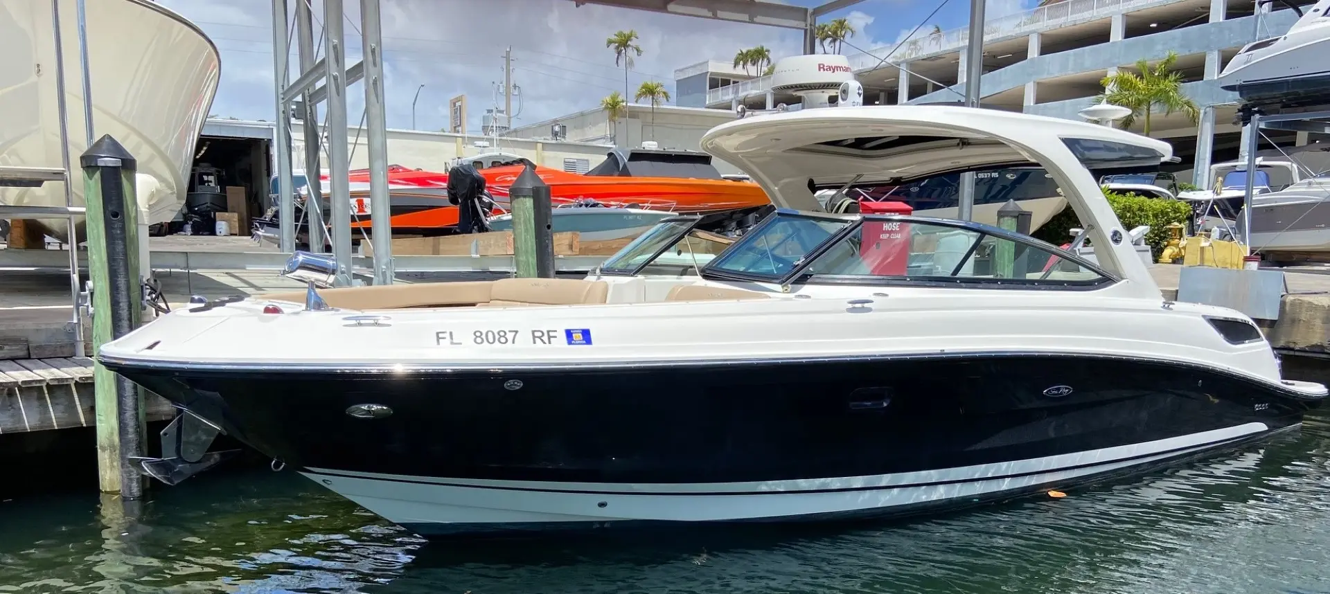 2016 Sea Ray 350slx