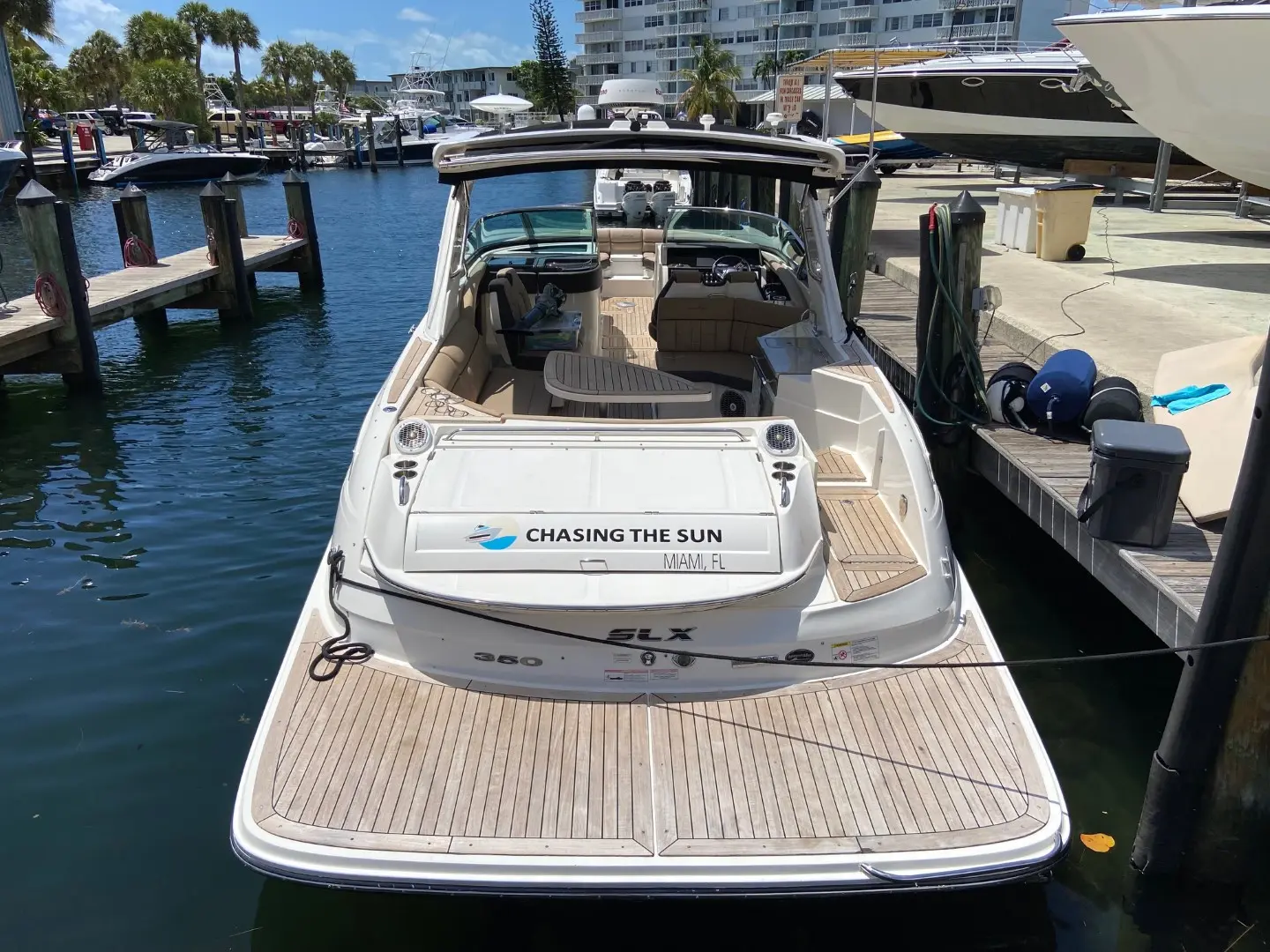 2016 Sea Ray 350slx