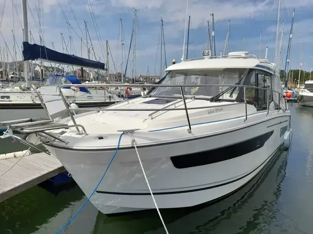 Jeanneau Merry Fisher 895