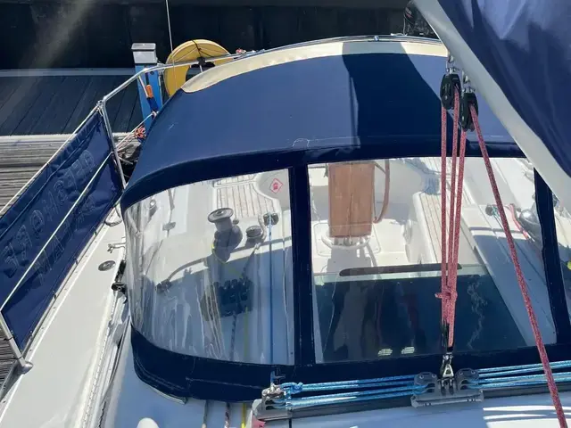 Beneteau Oceanis Clipper 323