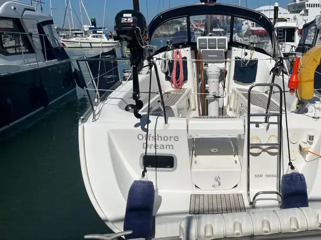 Beneteau Oceanis Clipper 323