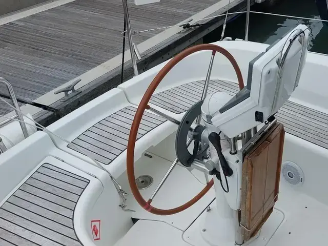 Beneteau Oceanis Clipper 323