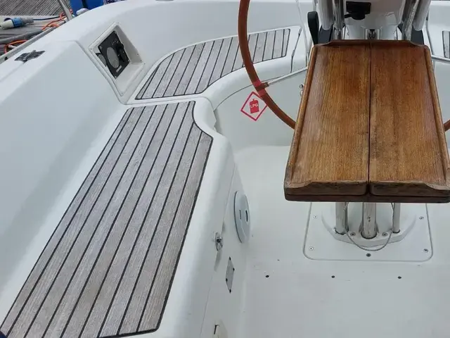 Beneteau Oceanis Clipper 323