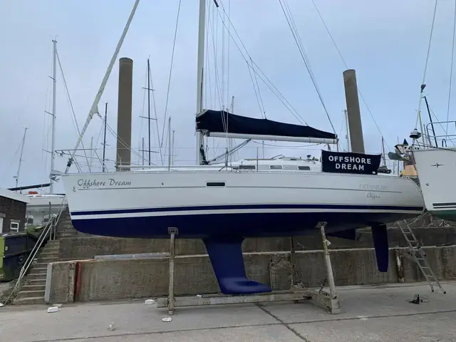 Beneteau Oceanis Clipper 323