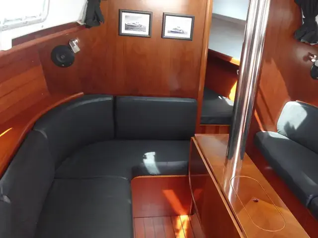 Beneteau Oceanis 36 CC