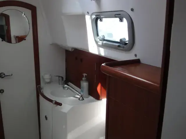 Beneteau Oceanis 36 CC