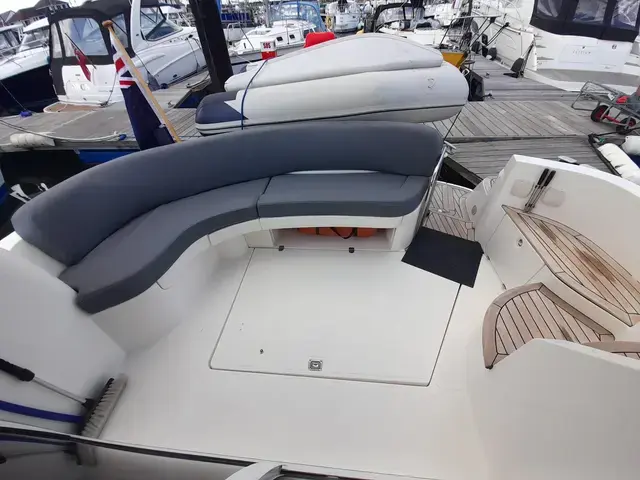 Sealine F37