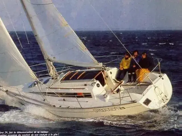 Beneteau First 29