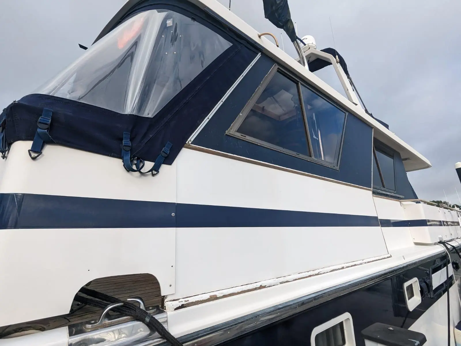 1989 Hershine 53 extended deckhouse motor yacht