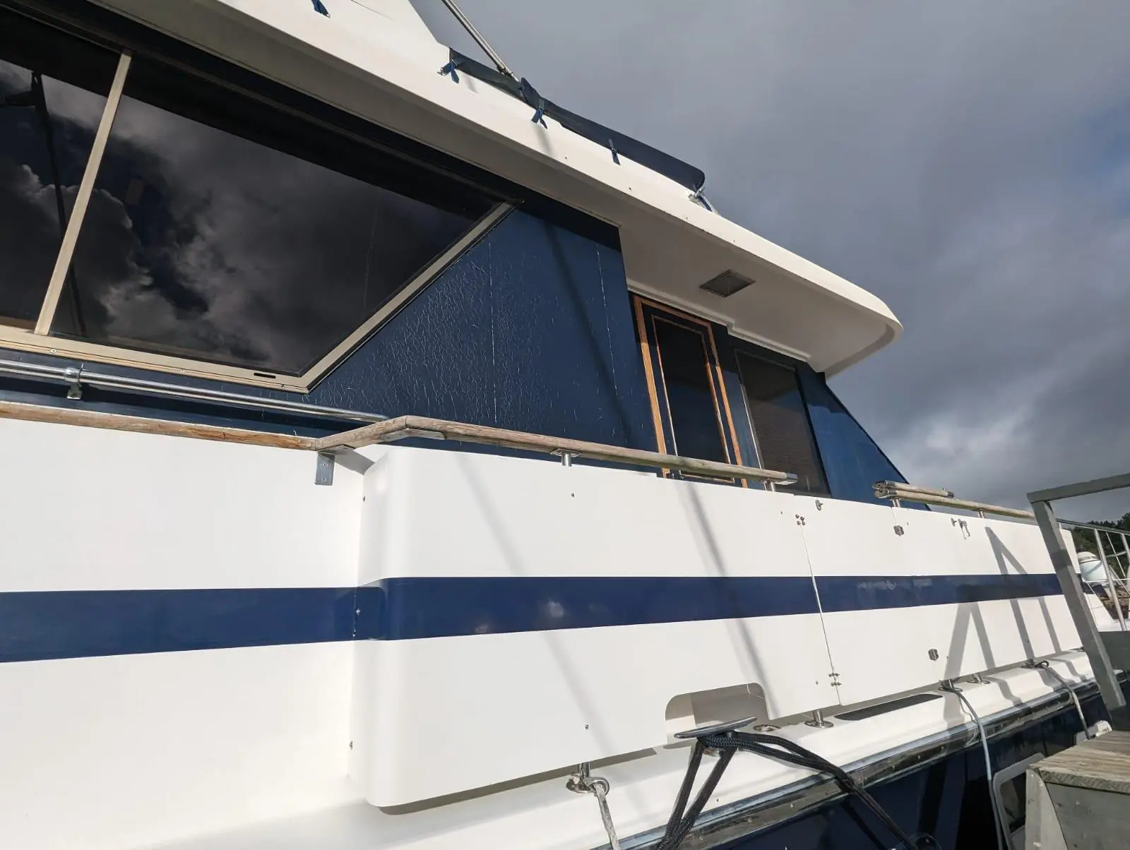 1989 Hershine 53 extended deckhouse motor yacht