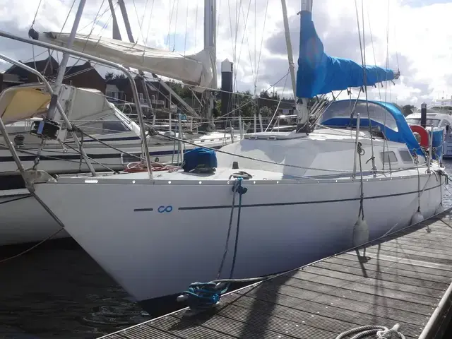 Contessa 28