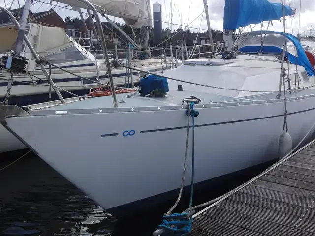 Contessa 28