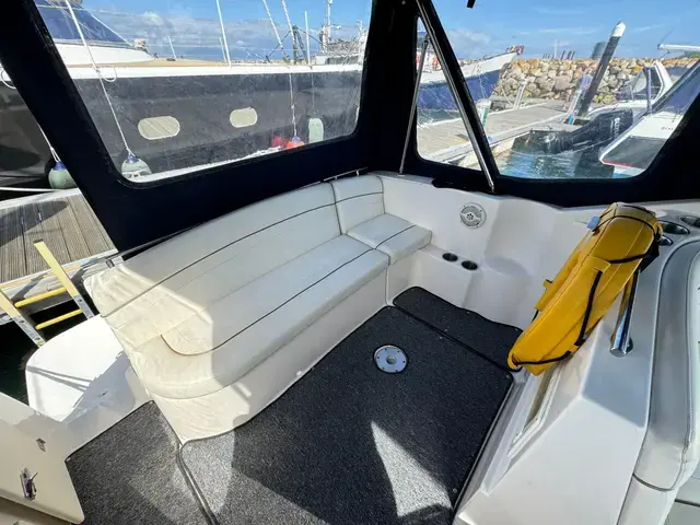 Rinker 270 Fiesta Vee