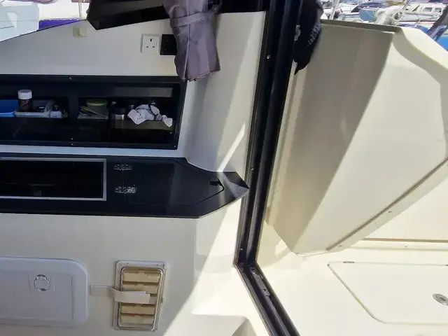 Parker 750 Cabin Cruiser