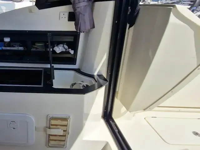 Parker 750 Cabin Cruiser