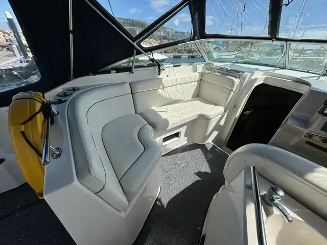 Rinker 270 Fiesta Vee