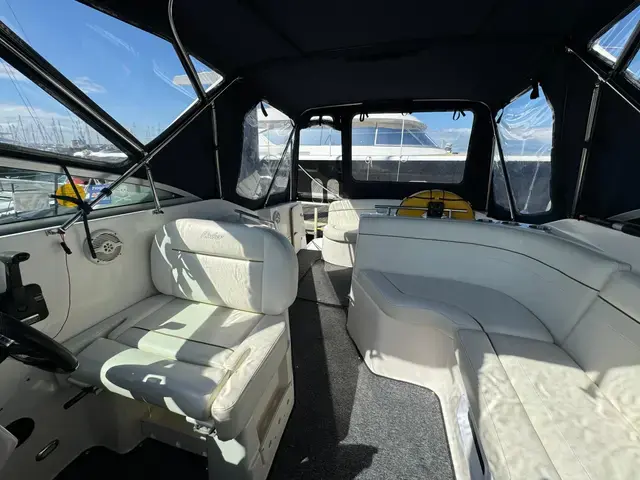 Rinker 270 Fiesta Vee