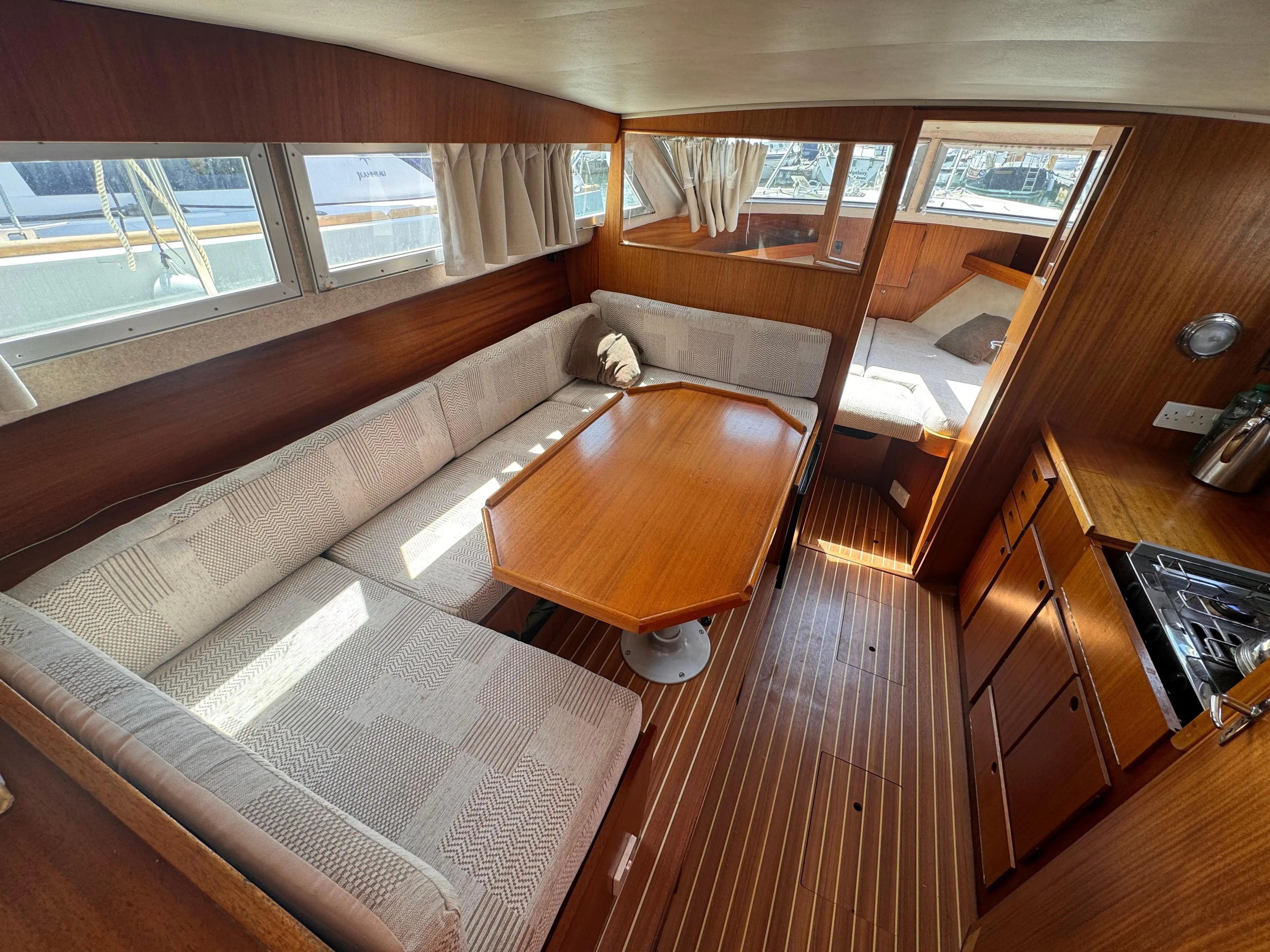 1977 Royal royal biscay 31