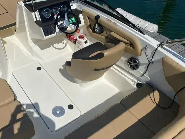 Sea Ray 190 Spx