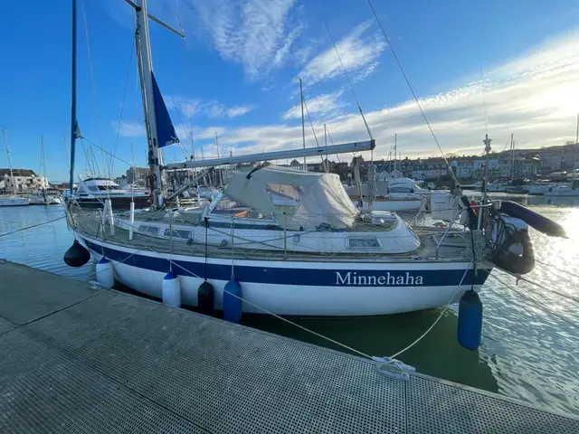 Hallberg Rassy 36